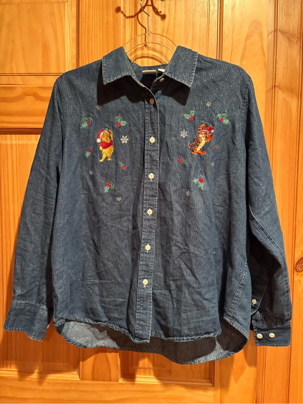 vintage 1990s Disney Store button-down holiday denim shirt women’s size L